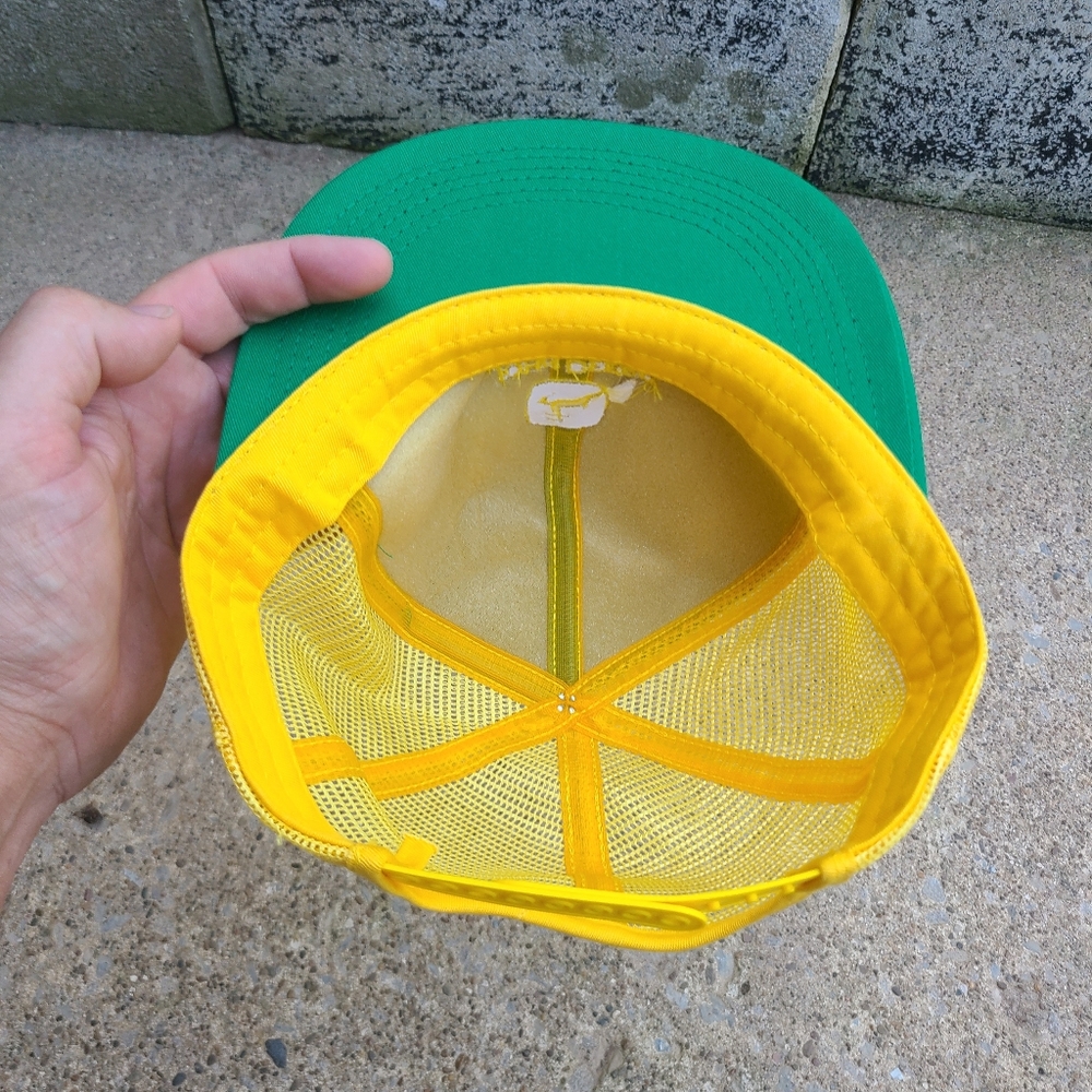 vintage John Deere Green and Yellow Trucker Hat - Picture 2 of 3